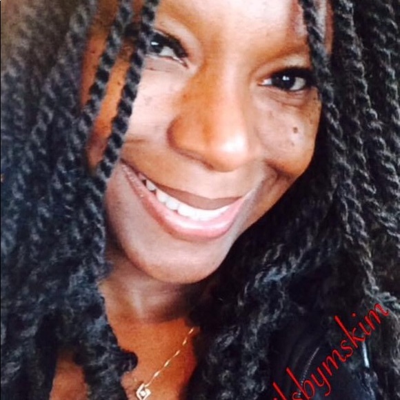 Meet your Posher, Ms Kim - Picture 6 of 8